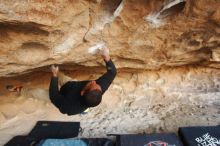 Bouldering in Hueco Tanks on 12/08/2018 with Blue Lizard Climbing and Yoga

Filename: SRM_20181208_1637530.jpg
Aperture: f/4.5
Shutter Speed: 1/250
Body: Canon EOS-1D Mark II
Lens: Canon EF 16-35mm f/2.8 L