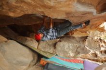 Bouldering in Hueco Tanks on 12/24/2019 with Blue Lizard Climbing and Yoga

Filename: SRM_20191224_1616190.jpg
Aperture: f/2.0
Shutter Speed: 1/200
Body: Canon EOS-1D Mark II
Lens: Canon EF 50mm f/1.8 II