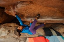 Bouldering in Hueco Tanks on 01/02/2020 with Blue Lizard Climbing and Yoga

Filename: SRM_20200102_1214570.jpg
Aperture: f/3.5
Shutter Speed: 1/250
Body: Canon EOS-1D Mark II
Lens: Canon EF 16-35mm f/2.8 L