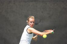 Fifth singles UT freshman Caroline Larsson defeated CSUS sophomore Aileen Tsan 6-2, 6-4.  The University of Texas defeated Sacramento State on Saturday, March 22, 2008.

Filename: SRM_20080322_1254467.jpg
Aperture: f/2.8
Shutter Speed: 1/2500
Body: Canon EOS-1D Mark II
Lens: Canon EF 300mm f/2.8 L IS