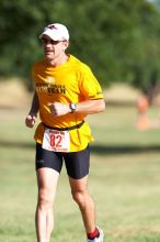 Tyson McGowan (bib #82) of Austin placed 7 in his age group (M 35-39) with an overall time of 01:44:00 at The Howdy Du duathlon in Berry Springs Park, Georgetown, Sunday July 6, 2008.
Filename: SRM_20080706_0853046.jpg
Aperture: f/4.0
Shutter Speed: 1/500
Body: Canon EOS 20D
Lens: Canon EF 300mm f/2.8 L IS
