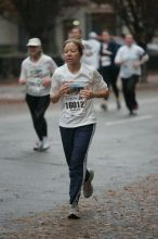 Richmond SunTrust Marathon and McDonald's Half Marathon, on Saturday, November 14, 2009.

Filename: SRM_20091114_07512654.JPG
Aperture: f/2.8
Shutter Speed: 1/400
Body: Canon EOS-1D Mark II
Lens: Canon EF 80-200mm f/2.8 L