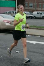 Janet Aardema running the Richmond SunTrust Marathon and McDonald's Half Marathon, on Saturday, November 14, 2009.

Filename: SRM_20091114_11483757.JPG
Aperture: f/4.0
Shutter Speed: 1/1000
Body: Canon EOS-1D Mark II
Lens: Canon EF 80-200mm f/2.8 L