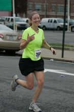 Janet Aardema running the Richmond SunTrust Marathon and McDonald's Half Marathon, on Saturday, November 14, 2009.

Filename: SRM_20091114_11483758.JPG
Aperture: f/4.0
Shutter Speed: 1/1000
Body: Canon EOS-1D Mark II
Lens: Canon EF 80-200mm f/2.8 L