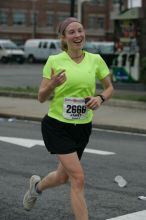 Janet Aardema running the Richmond SunTrust Marathon and McDonald's Half Marathon, on Saturday, November 14, 2009.

Filename: SRM_20091114_11483860.JPG
Aperture: f/4.0
Shutter Speed: 1/1250
Body: Canon EOS-1D Mark II
Lens: Canon EF 80-200mm f/2.8 L