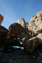 Bouldering during the Hueco Tanks Awesome Fest 14.2.

Filename: srm_20140223_11280681.jpg
Aperture: f/5.6
Shutter Speed: 1/1000
Body: Canon EOS-1D Mark II
Lens: Canon EF 16-35mm f/2.8 L