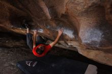 Bouldering in Hueco Tanks on %m/%d/%Y

Filename: SRM_20160219_1829580.jpg
Aperture: f/2.8
Shutter Speed: 1/250
Body: Canon EOS 20D
Lens: Canon EF 16-35mm f/2.8 L