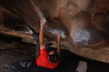 Bouldering in Hueco Tanks on %m/%d/%Y

Filename: SRM_20160219_1830120.jpg
Aperture: f/2.8
Shutter Speed: 1/250
Body: Canon EOS 20D
Lens: Canon EF 16-35mm f/2.8 L