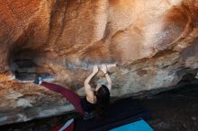 Bouldering in Hueco Tanks on 11/02/2018 with Blue Lizard Climbing and Yoga

Filename: SRM_20181102_1416400.jpg
Aperture: f/4.5
Shutter Speed: 1/250
Body: Canon EOS-1D Mark II
Lens: Canon EF 16-35mm f/2.8 L