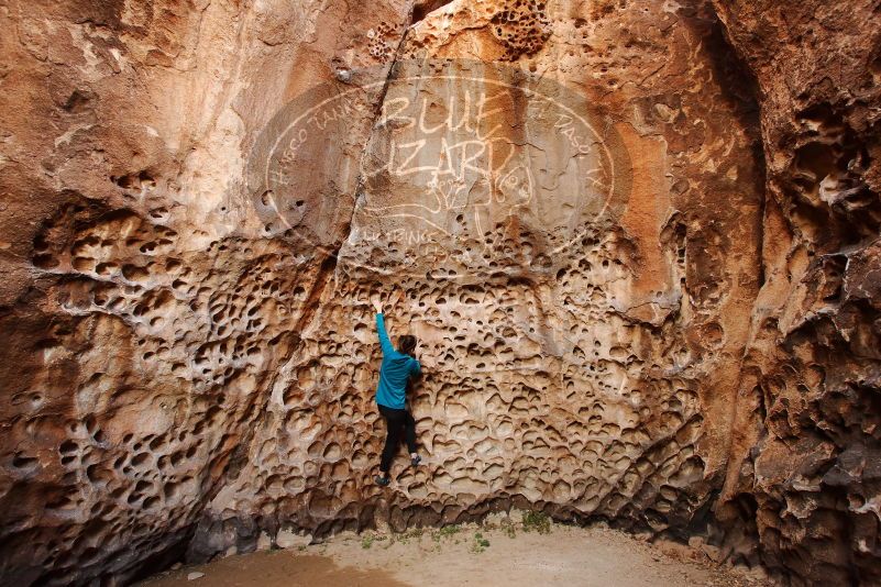 Bouldering in Hueco Tanks on 04/13/2019 with Blue Lizard Climbing and Yoga

Filename: SRM_20190413_1556590.jpg
Aperture: f/5.0
Shutter Speed: 1/125
Body: Canon EOS-1D Mark II
Lens: Canon EF 16-35mm f/2.8 L