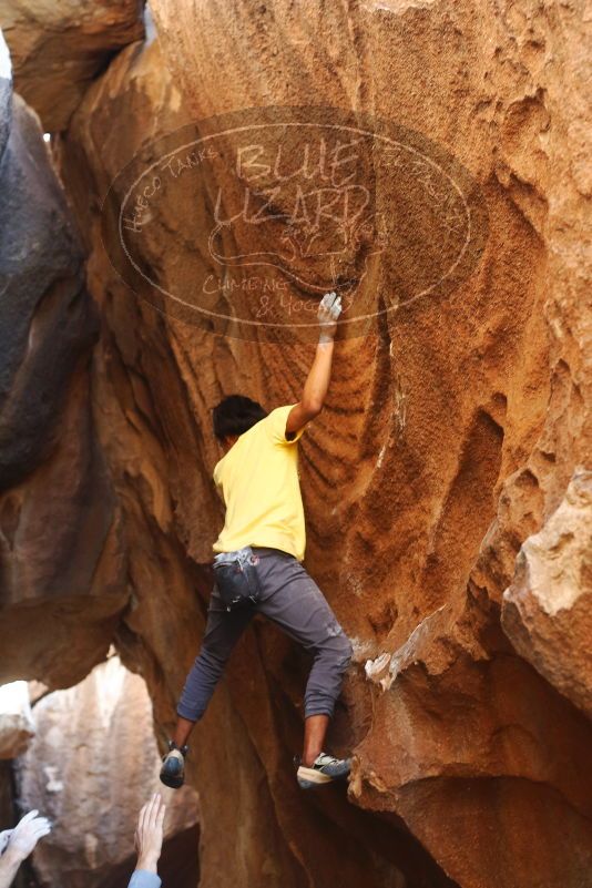 Bouldering in Hueco Tanks on 08/31/2019 with Blue Lizard Climbing and Yoga

Filename: SRM_20190831_1737010.jpg
Aperture: f/3.2
Shutter Speed: 1/250
Body: Canon EOS-1D Mark II
Lens: Canon EF 50mm f/1.8 II