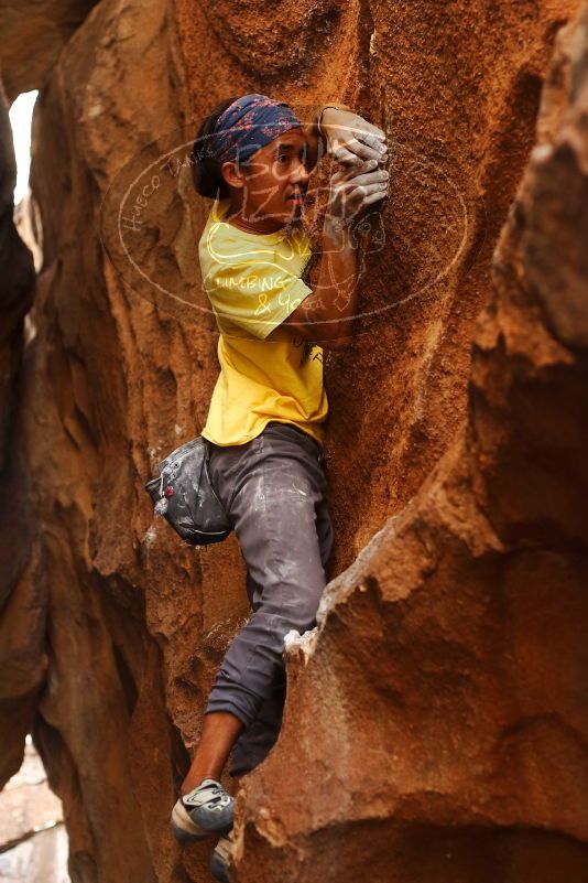 Bouldering in Hueco Tanks on 08/31/2019 with Blue Lizard Climbing and Yoga

Filename: SRM_20190831_1743550.jpg
Aperture: f/3.2
Shutter Speed: 1/250
Body: Canon EOS-1D Mark II
Lens: Canon EF 50mm f/1.8 II