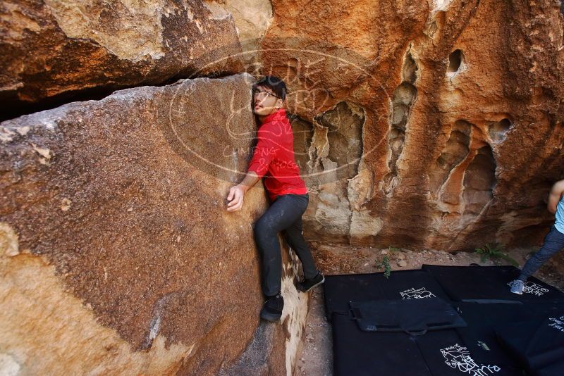 Bouldering in Hueco Tanks on 11/10/2019 with Blue Lizard Climbing and Yoga

Filename: SRM_20191110_1238510.jpg
Aperture: f/5.6
Shutter Speed: 1/250
Body: Canon EOS-1D Mark II
Lens: Canon EF 16-35mm f/2.8 L