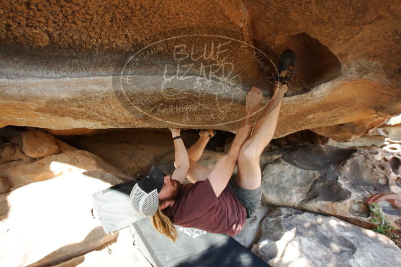 Bouldering in Hueco Tanks on 11/16/2019 with Blue Lizard Climbing and Yoga

Filename: SRM_20191116_1559050.jpg
Aperture: f/5.6
Shutter Speed: 1/200
Body: Canon EOS-1D Mark II
Lens: Canon EF 16-35mm f/2.8 L