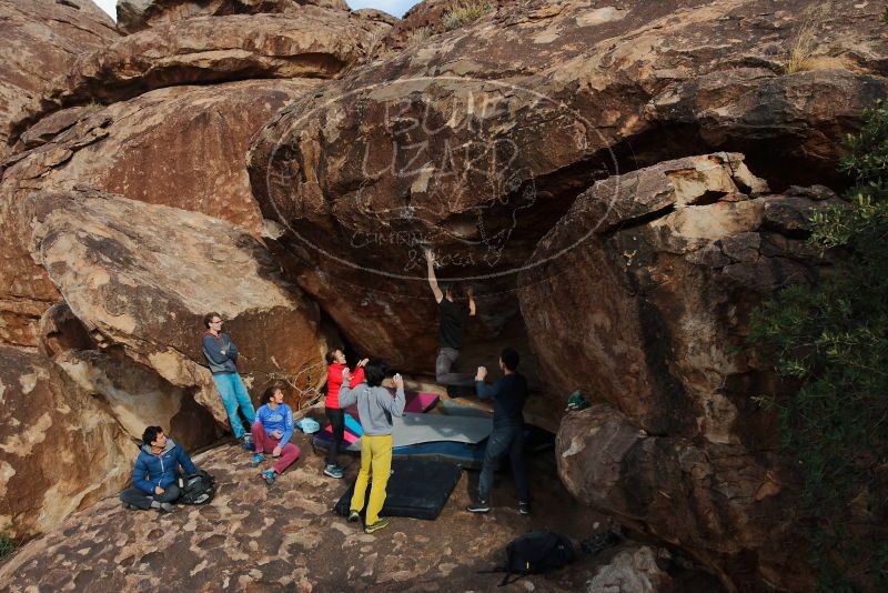 Bouldering in Hueco Tanks on 11/25/2019 with Blue Lizard Climbing and Yoga

Filename: SRM_20191125_1535530.jpg
Aperture: f/7.1
Shutter Speed: 1/320
Body: Canon EOS-1D Mark II
Lens: Canon EF 16-35mm f/2.8 L