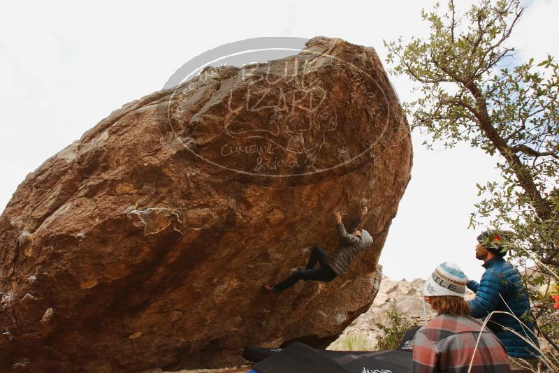 Bouldering in Hueco Tanks on 11/26/2019 with Blue Lizard Climbing and Yoga

Filename: SRM_20191126_1145060.jpg
Aperture: f/8.0
Shutter Speed: 1/250
Body: Canon EOS-1D Mark II
Lens: Canon EF 16-35mm f/2.8 L