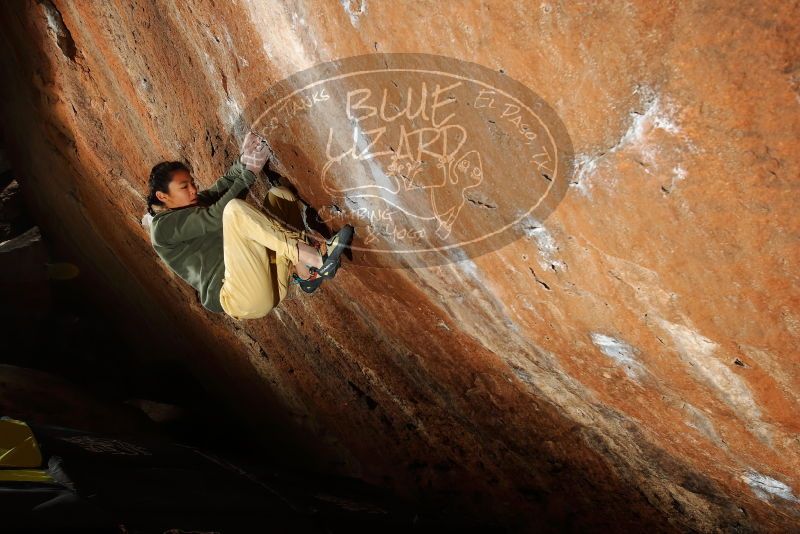 Bouldering in Hueco Tanks on 11/26/2019 with Blue Lizard Climbing and Yoga

Filename: SRM_20191126_1426160.jpg
Aperture: f/7.1
Shutter Speed: 1/250
Body: Canon EOS-1D Mark II
Lens: Canon EF 16-35mm f/2.8 L