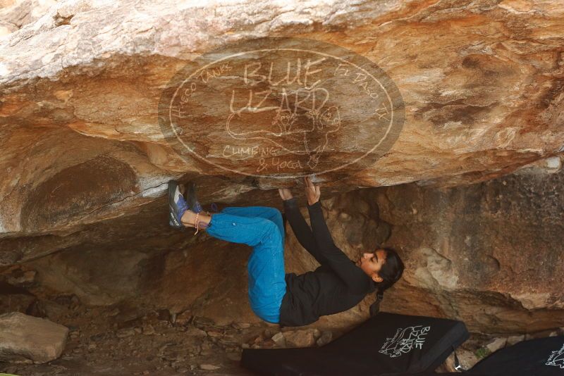 Bouldering in Hueco Tanks on 11/26/2019 with Blue Lizard Climbing and Yoga

Filename: SRM_20191126_1641180.jpg
Aperture: f/5.0
Shutter Speed: 1/250
Body: Canon EOS-1D Mark II
Lens: Canon EF 50mm f/1.8 II