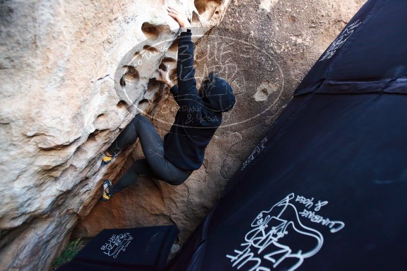 Bouldering in Hueco Tanks on 11/30/2019 with Blue Lizard Climbing and Yoga

Filename: SRM_20191130_1031050.jpg
Aperture: f/2.8
Shutter Speed: 1/250
Body: Canon EOS-1D Mark II
Lens: Canon EF 16-35mm f/2.8 L