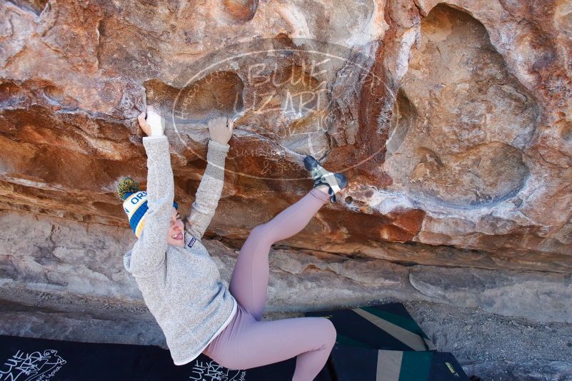 Bouldering in Hueco Tanks on 11/30/2019 with Blue Lizard Climbing and Yoga

Filename: SRM_20191130_1555550.jpg
Aperture: f/4.5
Shutter Speed: 1/250
Body: Canon EOS-1D Mark II
Lens: Canon EF 16-35mm f/2.8 L