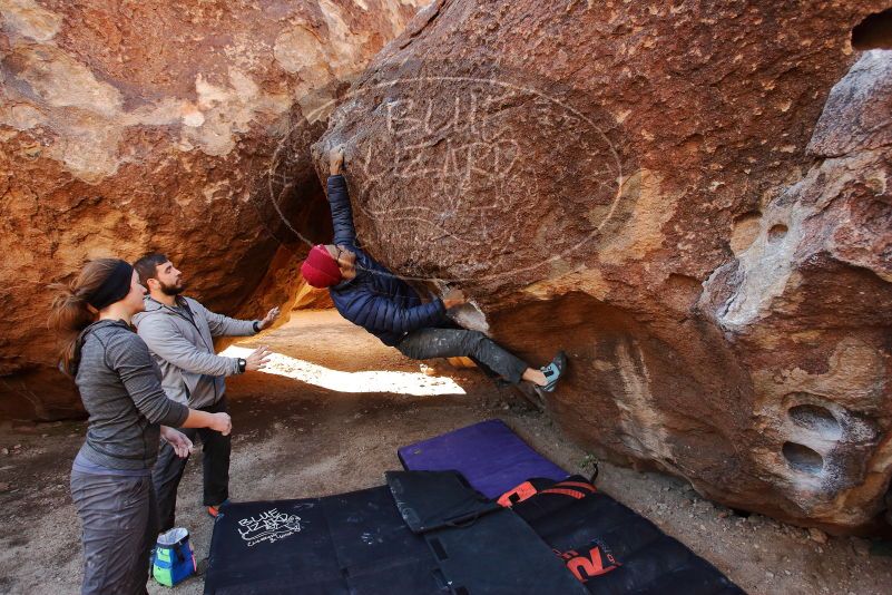 Bouldering in Hueco Tanks on 12/06/2019 with Blue Lizard Climbing and Yoga

Filename: SRM_20191206_1028100.jpg
Aperture: f/4.5
Shutter Speed: 1/250
Body: Canon EOS-1D Mark II
Lens: Canon EF 16-35mm f/2.8 L