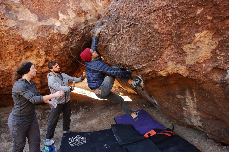 Bouldering in Hueco Tanks on 12/06/2019 with Blue Lizard Climbing and Yoga

Filename: SRM_20191206_1028120.jpg
Aperture: f/4.5
Shutter Speed: 1/250
Body: Canon EOS-1D Mark II
Lens: Canon EF 16-35mm f/2.8 L