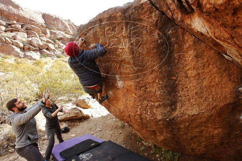 Bouldering in Hueco Tanks on 12/06/2019 with Blue Lizard Climbing and Yoga

Filename: SRM_20191206_1131280.jpg
Aperture: f/7.1
Shutter Speed: 1/250
Body: Canon EOS-1D Mark II
Lens: Canon EF 16-35mm f/2.8 L