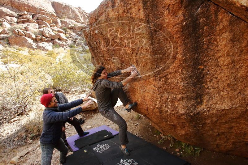 Bouldering in Hueco Tanks on 12/06/2019 with Blue Lizard Climbing and Yoga

Filename: SRM_20191206_1138550.jpg
Aperture: f/7.1
Shutter Speed: 1/250
Body: Canon EOS-1D Mark II
Lens: Canon EF 16-35mm f/2.8 L