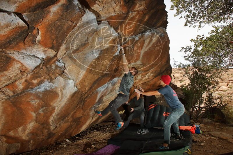 Bouldering in Hueco Tanks on 12/06/2019 with Blue Lizard Climbing and Yoga

Filename: SRM_20191206_1236430.jpg
Aperture: f/8.0
Shutter Speed: 1/250
Body: Canon EOS-1D Mark II
Lens: Canon EF 16-35mm f/2.8 L