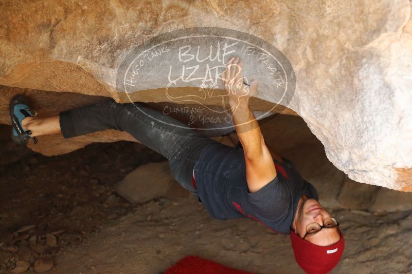 Bouldering in Hueco Tanks on 12/06/2019 with Blue Lizard Climbing and Yoga

Filename: SRM_20191206_1302500.jpg
Aperture: f/2.8
Shutter Speed: 1/250
Body: Canon EOS-1D Mark II
Lens: Canon EF 50mm f/1.8 II