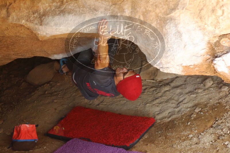 Bouldering in Hueco Tanks on 12/06/2019 with Blue Lizard Climbing and Yoga

Filename: SRM_20191206_1324150.jpg
Aperture: f/2.8
Shutter Speed: 1/250
Body: Canon EOS-1D Mark II
Lens: Canon EF 50mm f/1.8 II