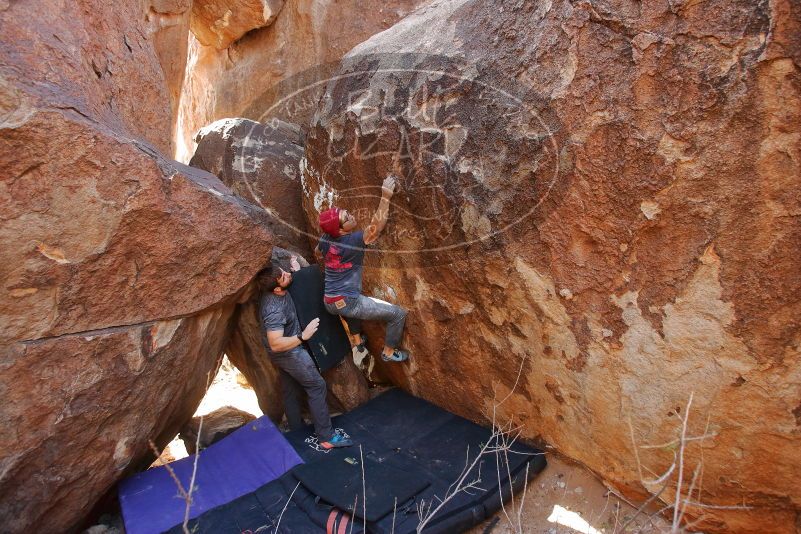 Bouldering in Hueco Tanks on 12/06/2019 with Blue Lizard Climbing and Yoga

Filename: SRM_20191206_1358100.jpg
Aperture: f/4.0
Shutter Speed: 1/250
Body: Canon EOS-1D Mark II
Lens: Canon EF 16-35mm f/2.8 L