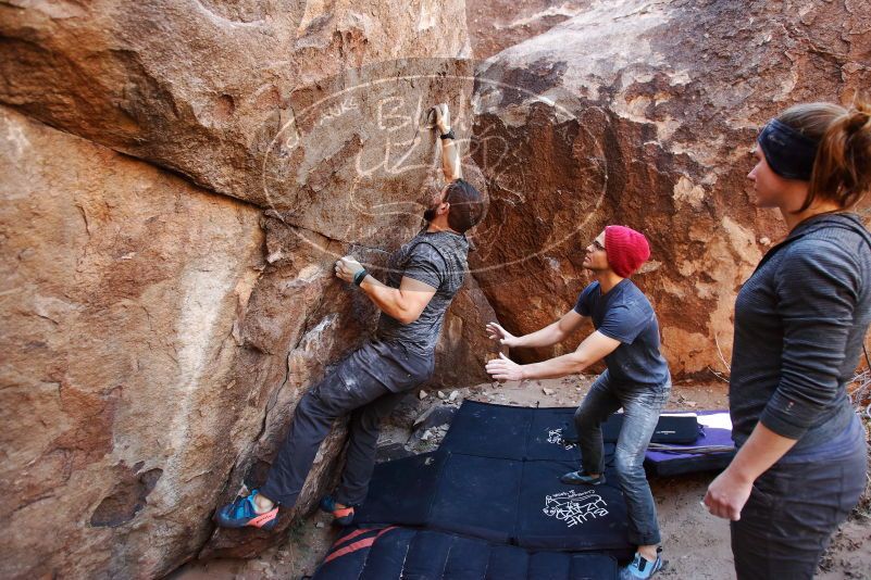 Bouldering in Hueco Tanks on 12/06/2019 with Blue Lizard Climbing and Yoga

Filename: SRM_20191206_1417000.jpg
Aperture: f/3.5
Shutter Speed: 1/250
Body: Canon EOS-1D Mark II
Lens: Canon EF 16-35mm f/2.8 L