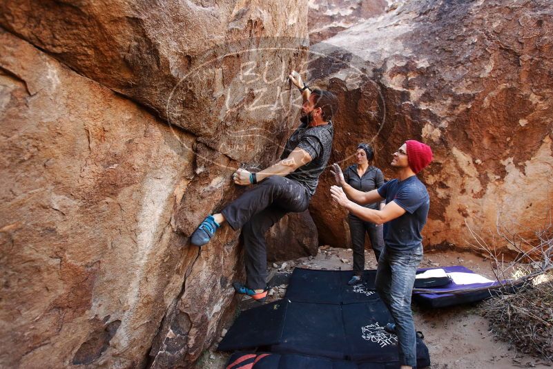 Bouldering in Hueco Tanks on 12/06/2019 with Blue Lizard Climbing and Yoga

Filename: SRM_20191206_1420130.jpg
Aperture: f/3.5
Shutter Speed: 1/250
Body: Canon EOS-1D Mark II
Lens: Canon EF 16-35mm f/2.8 L