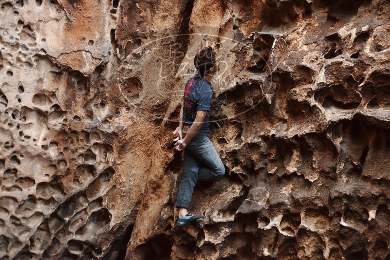 Bouldering in Hueco Tanks on 12/06/2019 with Blue Lizard Climbing and Yoga

Filename: SRM_20191206_1525410.jpg
Aperture: f/3.2
Shutter Speed: 1/250
Body: Canon EOS-1D Mark II
Lens: Canon EF 50mm f/1.8 II