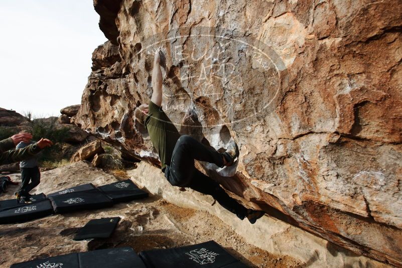 Bouldering in Hueco Tanks on 12/11/2019 with Blue Lizard Climbing and Yoga

Filename: SRM_20191211_1043180.jpg
Aperture: f/5.6
Shutter Speed: 1/400
Body: Canon EOS-1D Mark II
Lens: Canon EF 16-35mm f/2.8 L