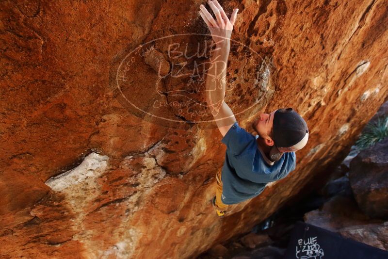 Bouldering in Hueco Tanks on 12/13/2019 with Blue Lizard Climbing and Yoga

Filename: SRM_20191213_1314290.jpg
Aperture: f/4.0
Shutter Speed: 1/250
Body: Canon EOS-1D Mark II
Lens: Canon EF 16-35mm f/2.8 L