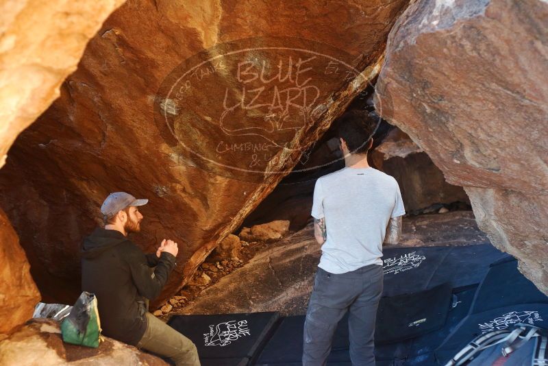 Bouldering in Hueco Tanks on 12/13/2019 with Blue Lizard Climbing and Yoga

Filename: SRM_20191213_1709540.jpg
Aperture: f/3.2
Shutter Speed: 1/250
Body: Canon EOS-1D Mark II
Lens: Canon EF 50mm f/1.8 II