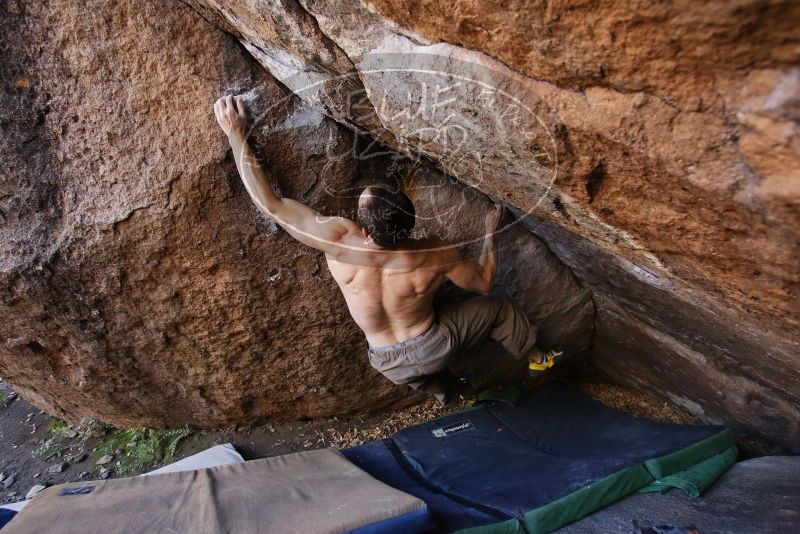 Bouldering in Hueco Tanks on 12/14/2019 with Blue Lizard Climbing and Yoga

Filename: SRM_20191214_1629310.jpg
Aperture: f/4.0
Shutter Speed: 1/250
Body: Canon EOS-1D Mark II
Lens: Canon EF 16-35mm f/2.8 L