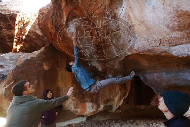 Bouldering in Hueco Tanks on 12/16/2019 with Blue Lizard Climbing and Yoga

Filename: SRM_20191216_1720410.jpg
Aperture: f/4.0
Shutter Speed: 1/250
Body: Canon EOS-1D Mark II
Lens: Canon EF 16-35mm f/2.8 L