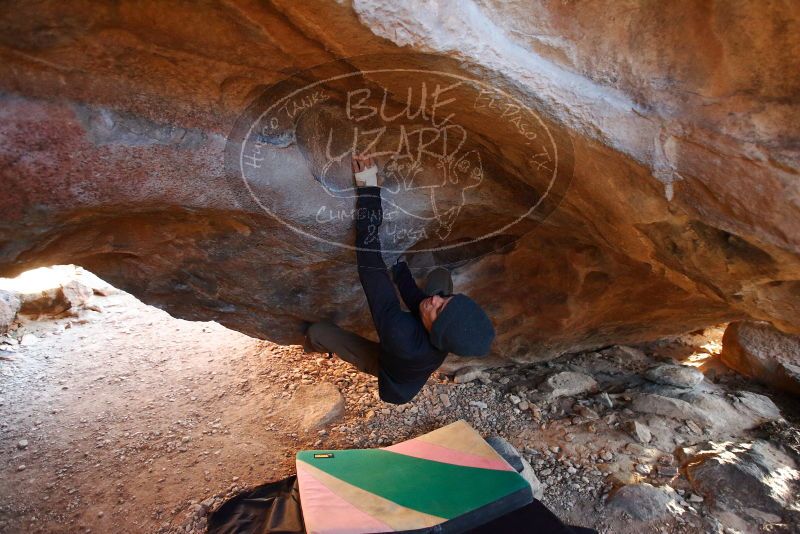 Bouldering in Hueco Tanks on 12/16/2019 with Blue Lizard Climbing and Yoga

Filename: SRM_20191216_1725580.jpg
Aperture: f/2.8
Shutter Speed: 1/200
Body: Canon EOS-1D Mark II
Lens: Canon EF 16-35mm f/2.8 L