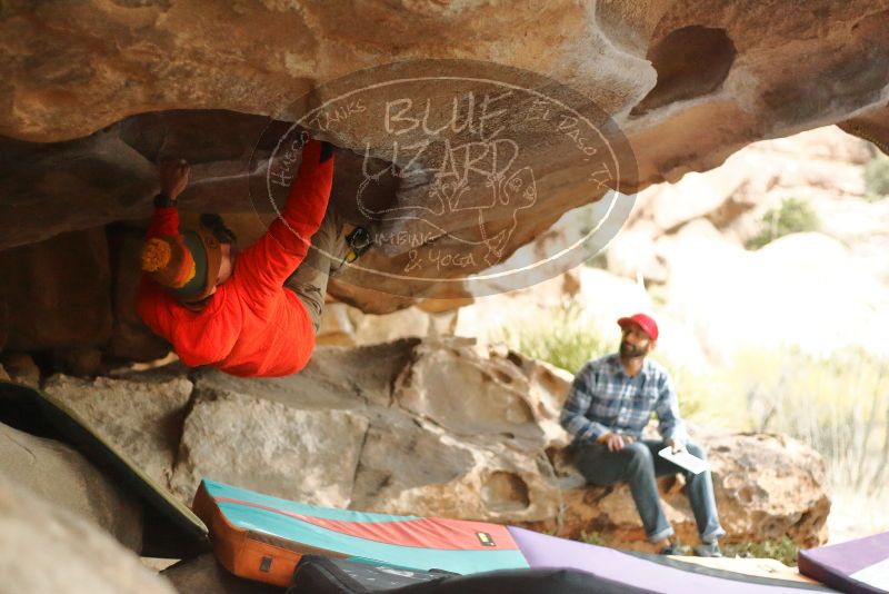 Bouldering in Hueco Tanks on 12/24/2019 with Blue Lizard Climbing and Yoga

Filename: SRM_20191224_1628360.jpg
Aperture: f/2.2
Shutter Speed: 1/250
Body: Canon EOS-1D Mark II
Lens: Canon EF 50mm f/1.8 II