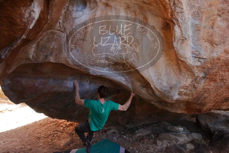 Bouldering in Hueco Tanks on 12/26/2019 with Blue Lizard Climbing and Yoga

Filename: SRM_20191226_1439440.jpg
Aperture: f/4.0
Shutter Speed: 1/250
Body: Canon EOS-1D Mark II
Lens: Canon EF 16-35mm f/2.8 L