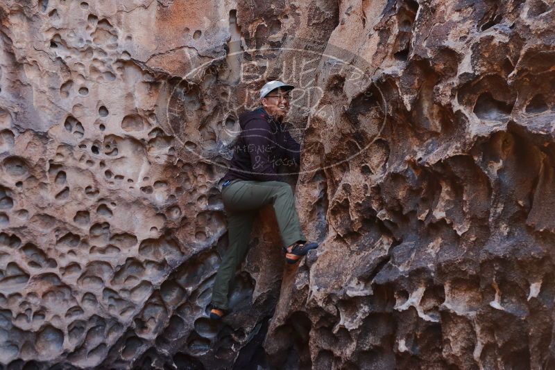 Bouldering in Hueco Tanks on 12/30/2019 with Blue Lizard Climbing and Yoga

Filename: SRM_20191230_1447080.jpg
Aperture: f/3.5
Shutter Speed: 1/100
Body: Canon EOS-1D Mark II
Lens: Canon EF 50mm f/1.8 II