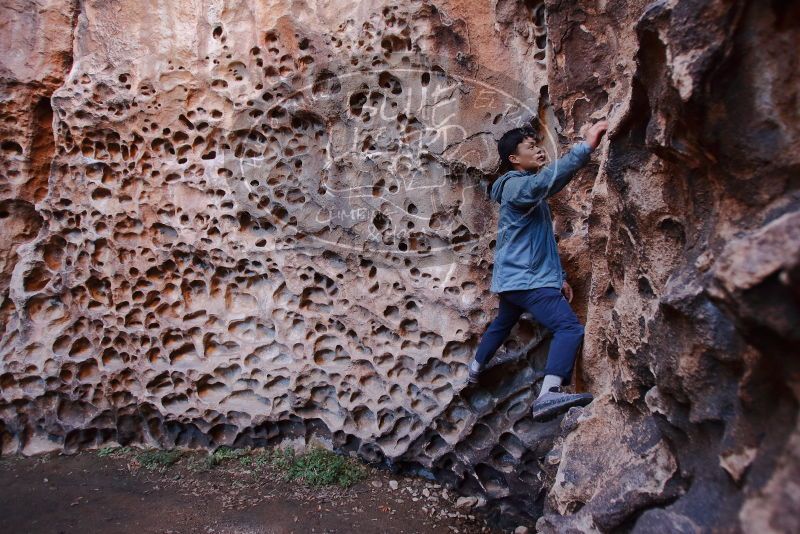 Bouldering in Hueco Tanks on 12/30/2019 with Blue Lizard Climbing and Yoga

Filename: SRM_20191230_1513230.jpg
Aperture: f/3.2
Shutter Speed: 1/100
Body: Canon EOS-1D Mark II
Lens: Canon EF 16-35mm f/2.8 L