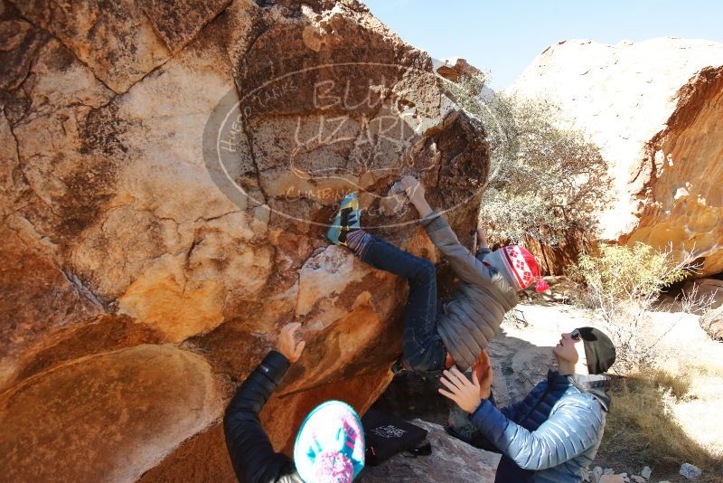 Bouldering in Hueco Tanks on 12/31/2019 with Blue Lizard Climbing and Yoga

Filename: SRM_20191231_1110370.jpg
Aperture: f/5.6
Shutter Speed: 1/320
Body: Canon EOS-1D Mark II
Lens: Canon EF 16-35mm f/2.8 L