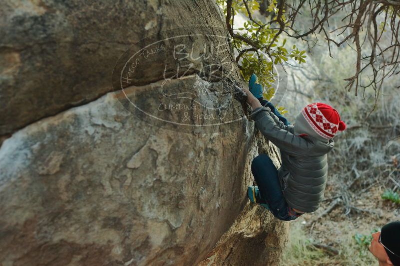 Bouldering in Hueco Tanks on 01/01/2020 with Blue Lizard Climbing and Yoga

Filename: SRM_20200101_1746550.jpg
Aperture: f/3.2
Shutter Speed: 1/200
Body: Canon EOS-1D Mark II
Lens: Canon EF 50mm f/1.8 II