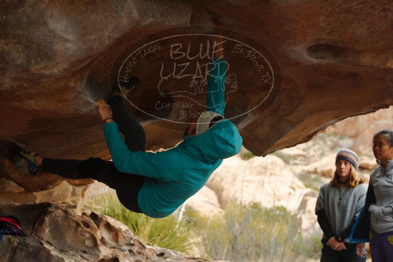 Bouldering in Hueco Tanks on 01/02/2020 with Blue Lizard Climbing and Yoga

Filename: SRM_20200102_1133010.jpg
Aperture: f/3.2
Shutter Speed: 1/250
Body: Canon EOS-1D Mark II
Lens: Canon EF 50mm f/1.8 II