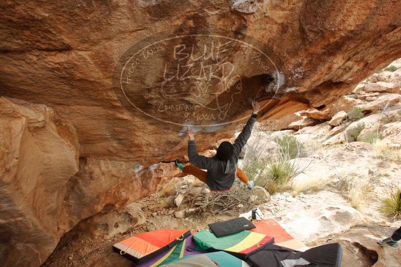 Bouldering in Hueco Tanks on 01/02/2020 with Blue Lizard Climbing and Yoga

Filename: SRM_20200102_1320350.jpg
Aperture: f/5.6
Shutter Speed: 1/250
Body: Canon EOS-1D Mark II
Lens: Canon EF 16-35mm f/2.8 L