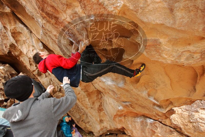 Bouldering in Hueco Tanks on 01/02/2020 with Blue Lizard Climbing and Yoga

Filename: SRM_20200102_1322190.jpg
Aperture: f/4.0
Shutter Speed: 1/250
Body: Canon EOS-1D Mark II
Lens: Canon EF 16-35mm f/2.8 L